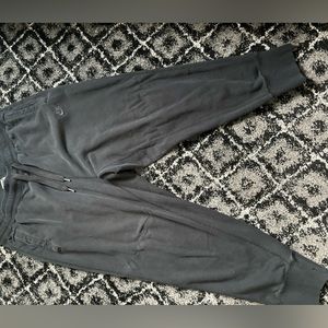 Black nike joggers size L